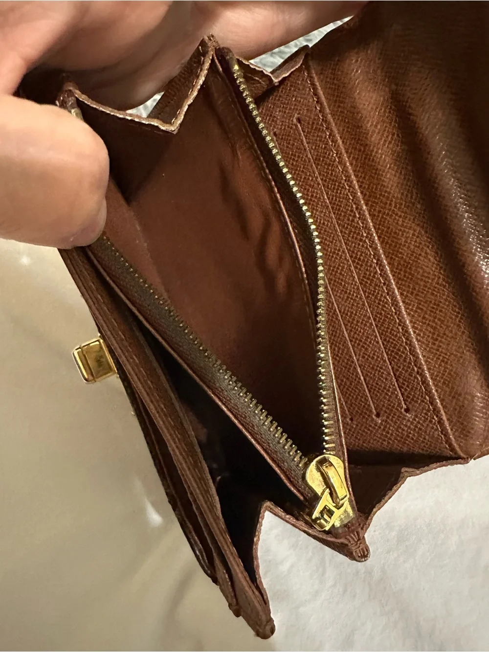 Louis Vuitton Monogram Small Compact Lock Portefeuille Bifold Wallet